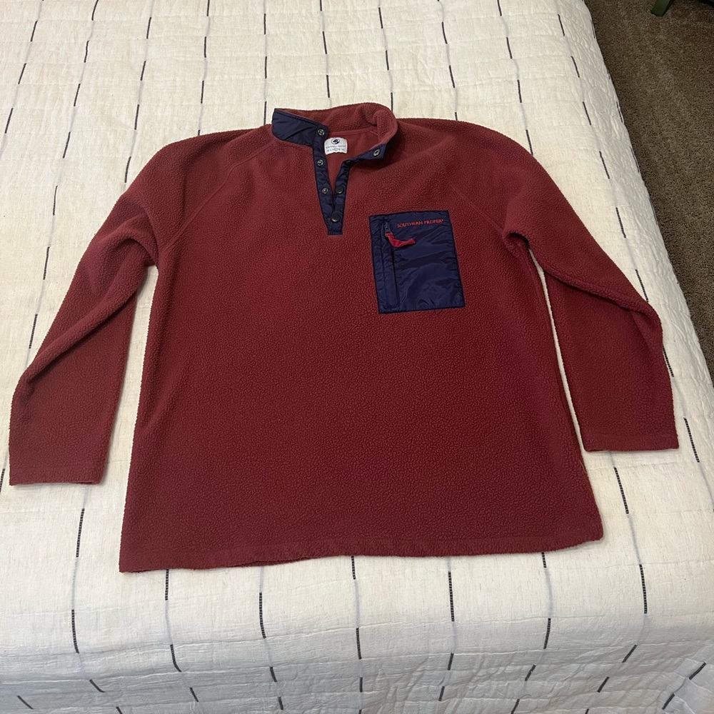 Large Southern Proper Pullover